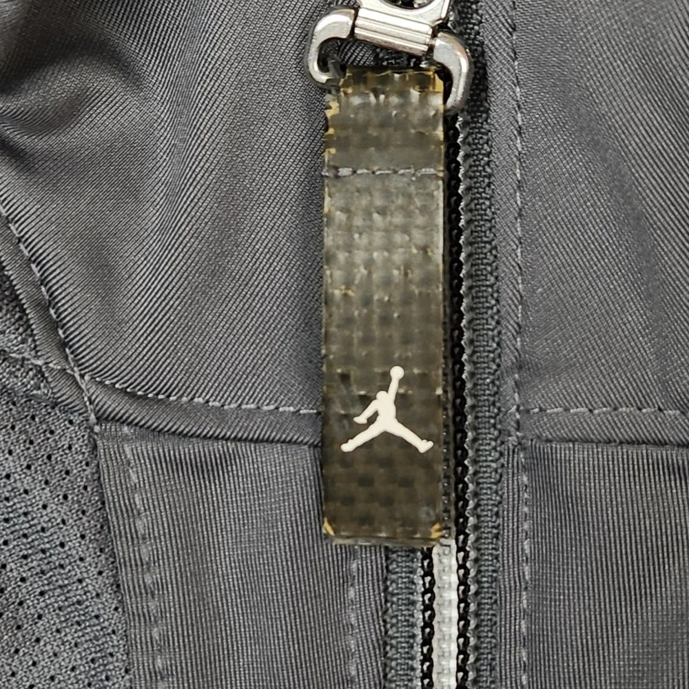 Vintage Nike Jordan 2005 Track Jacket  Mens Large Gray Full‎ Zip Basketball